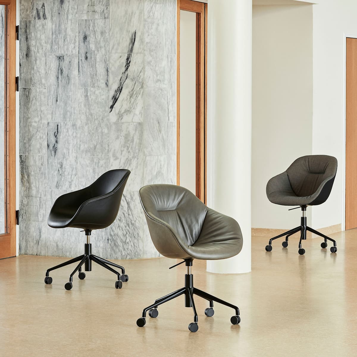 About a Chair AAC153