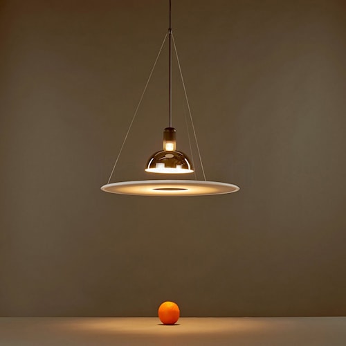 Frisbi lamp outlet