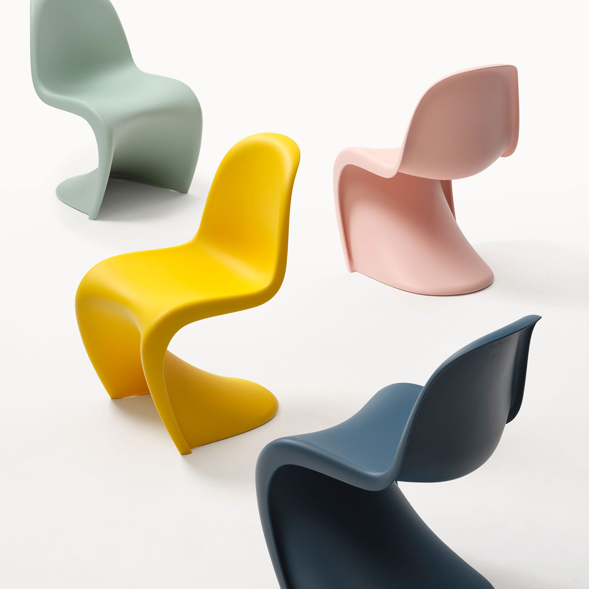 Panton on sale chair yellow