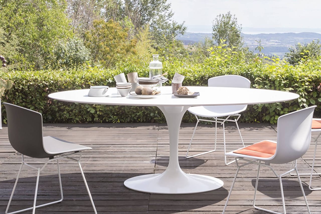Saarinen Oval Table For Outdoor