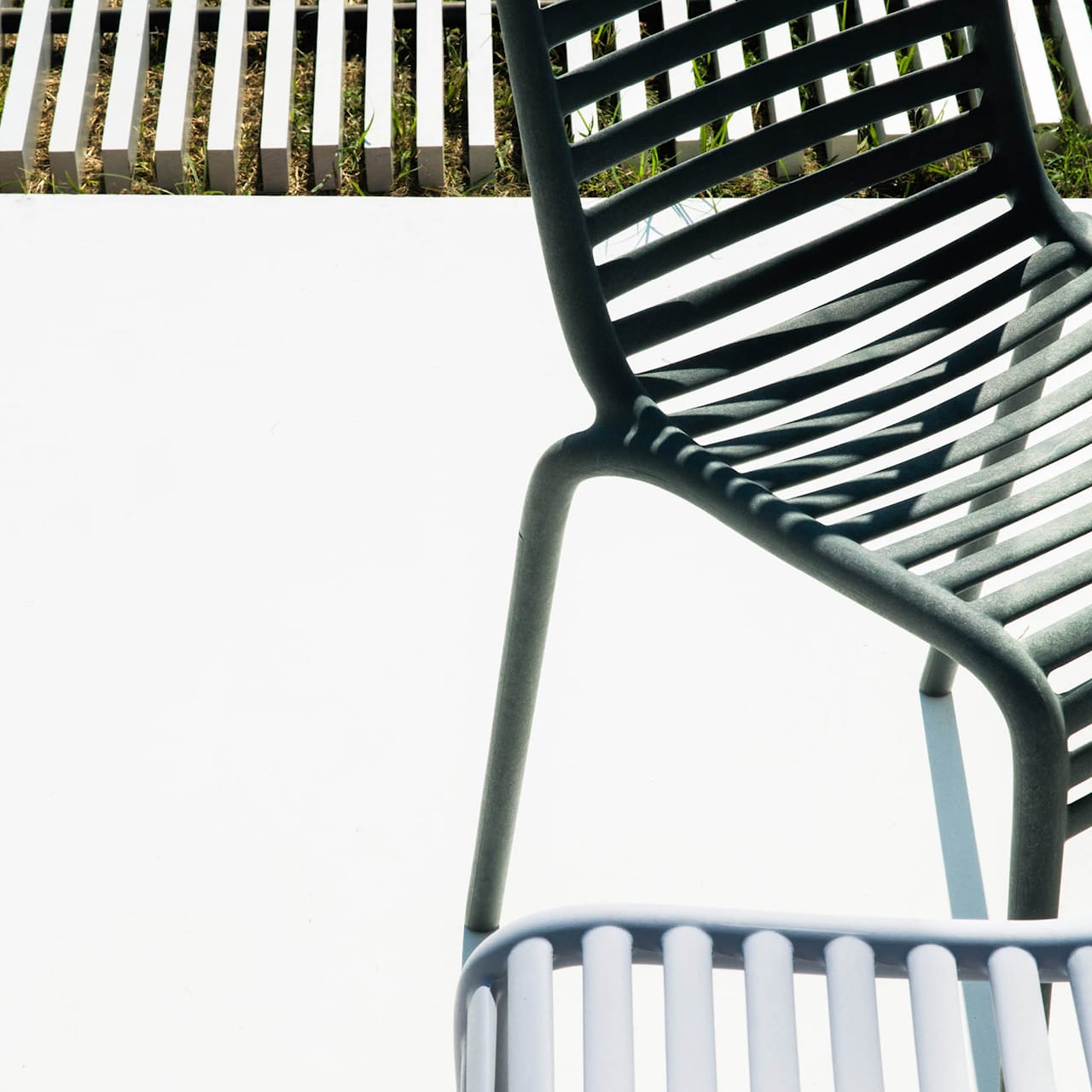 PIP-e Chair Green Collection