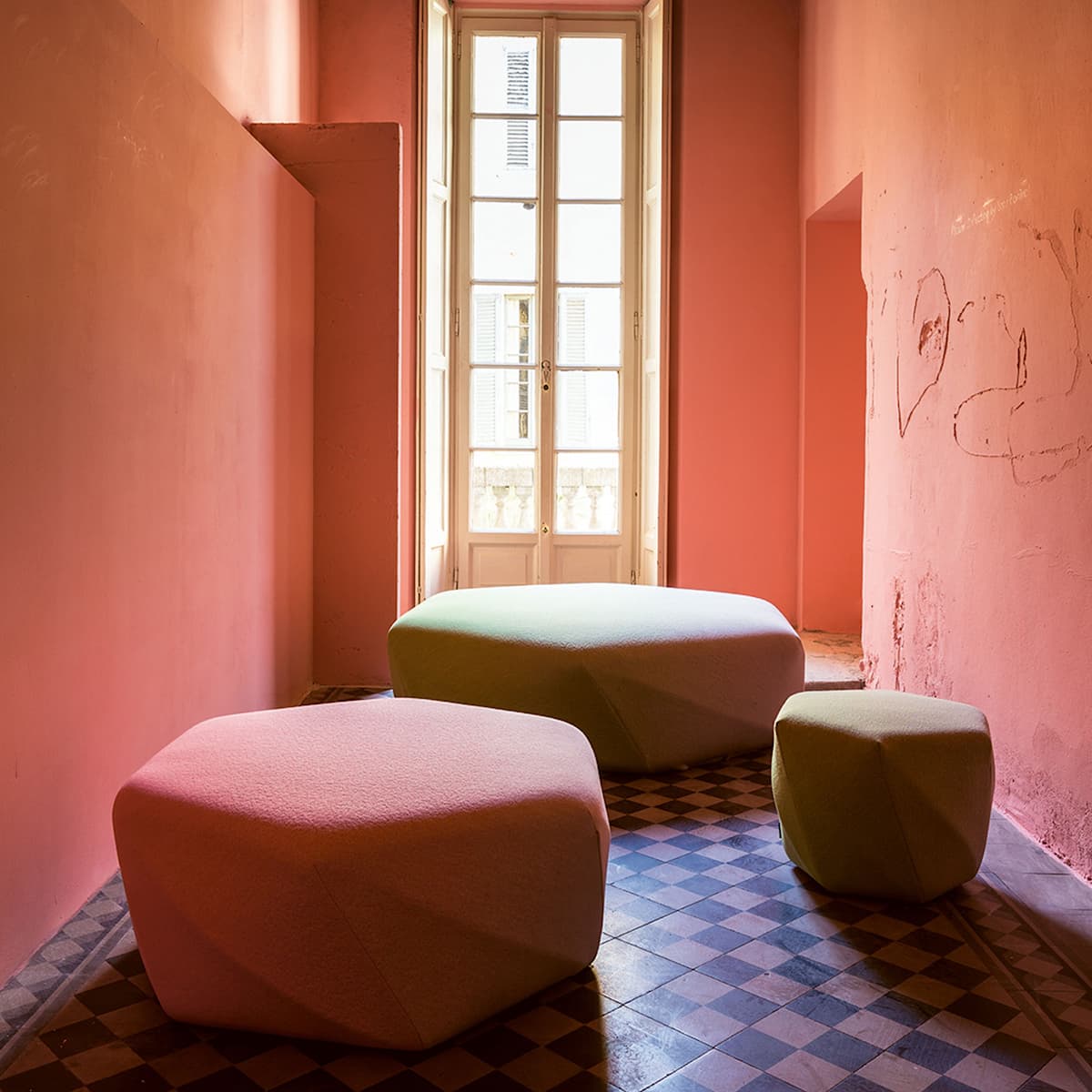 Brook Pouf Small