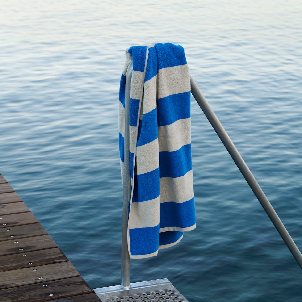 Frotté Stripe Bath Sheet Blue