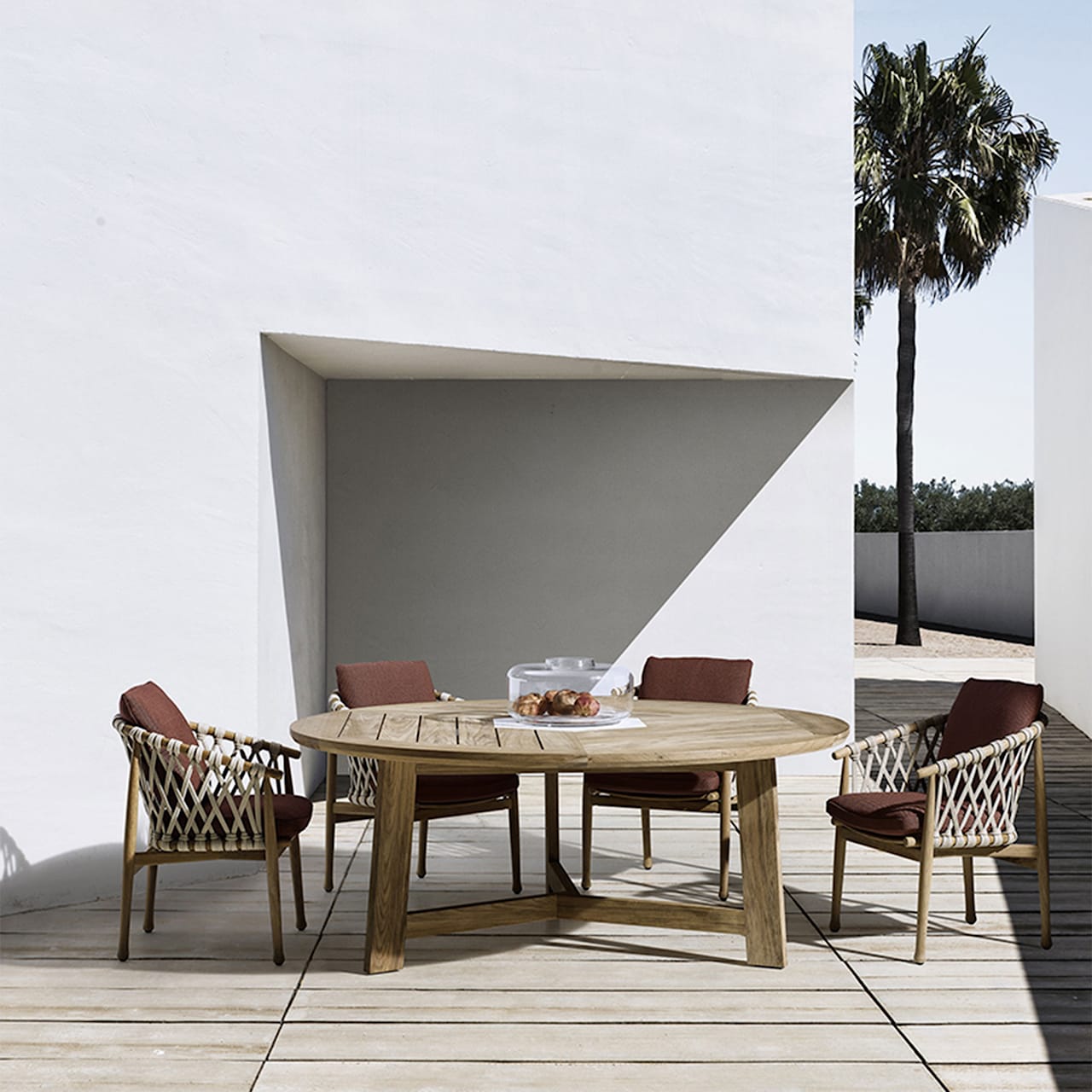Ginestra Outdoor Round Table