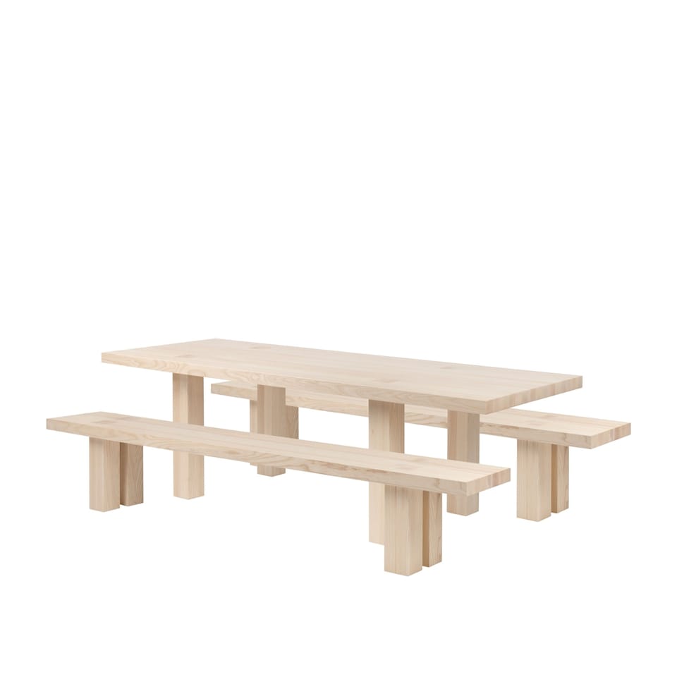 Max Table + Benches