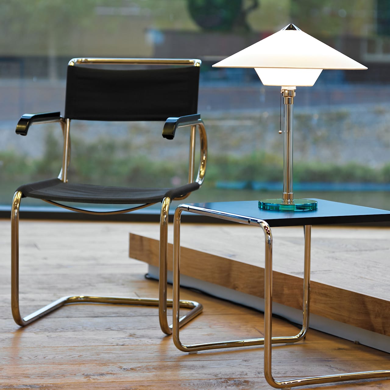 Bauhaus Table Lamp WG 28
