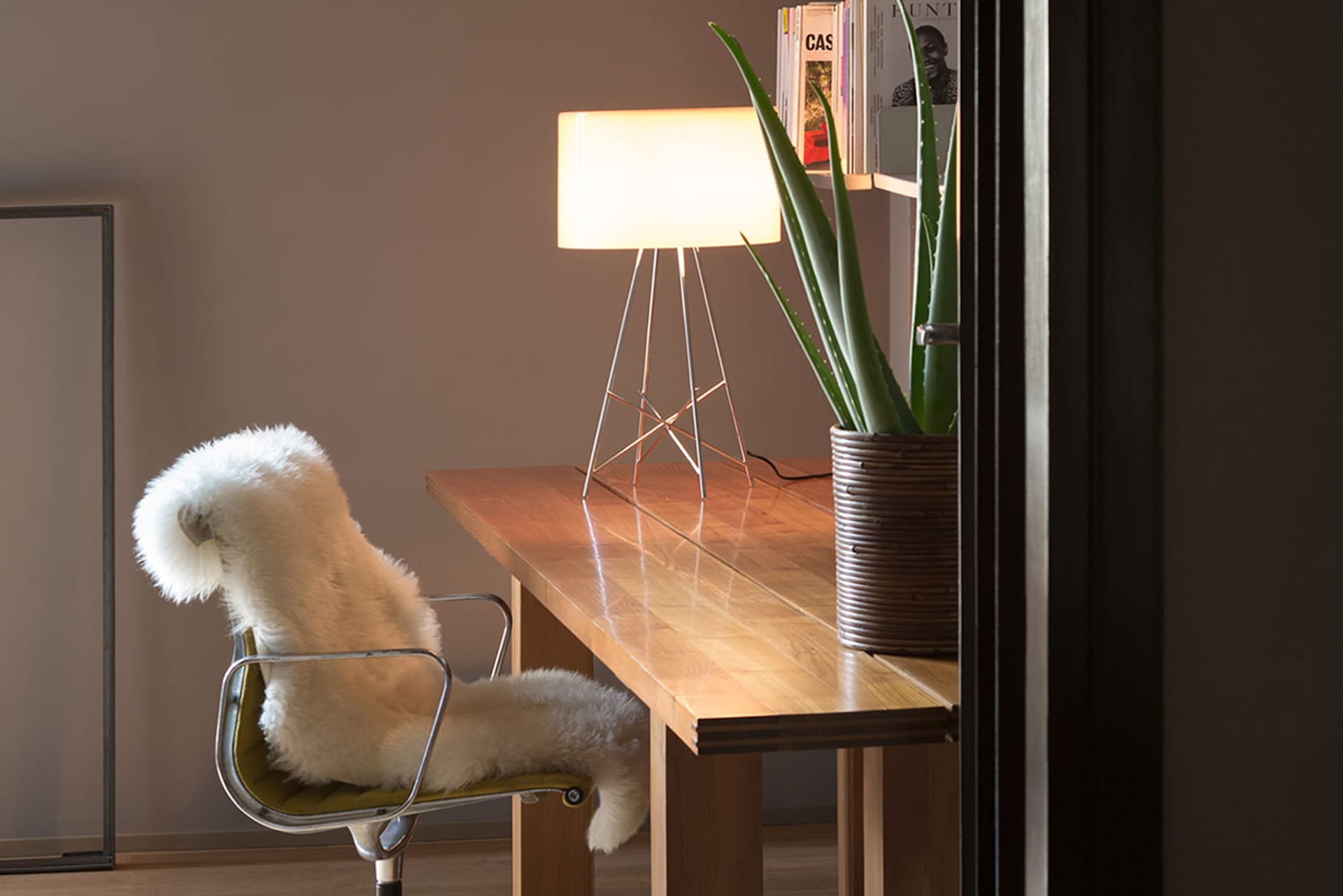 Flos ray table deals lamp