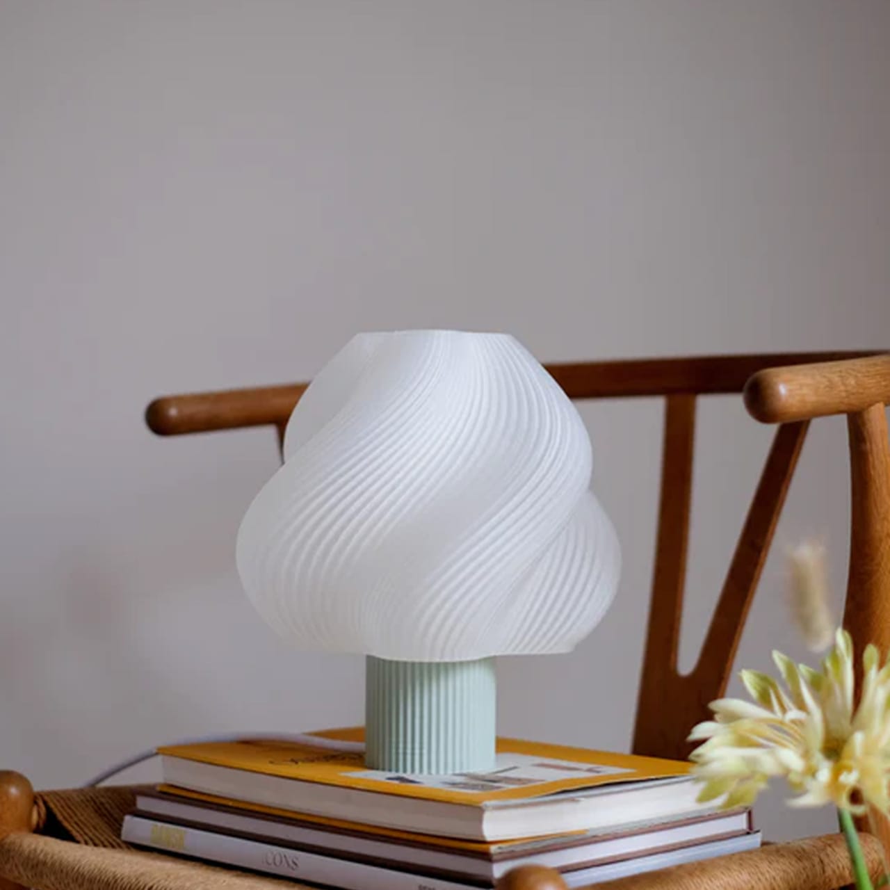 Soft Serve Table Lamp Regular - Matcha
