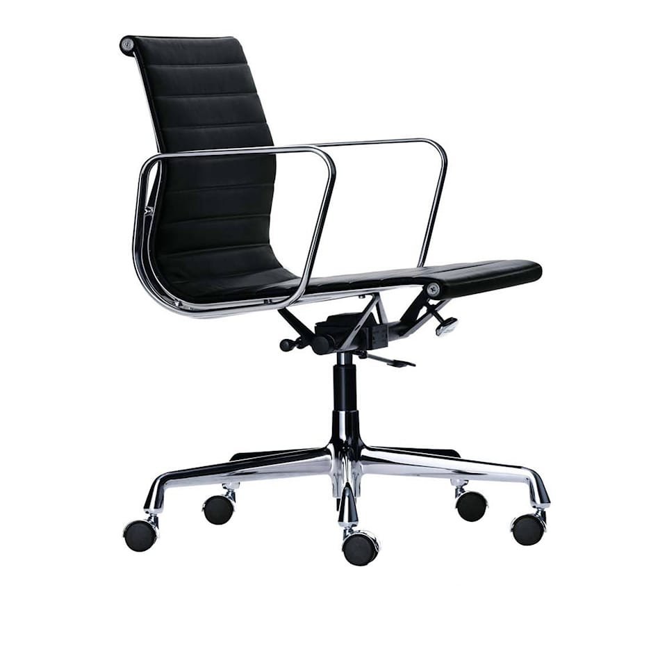 EA 117 Chair