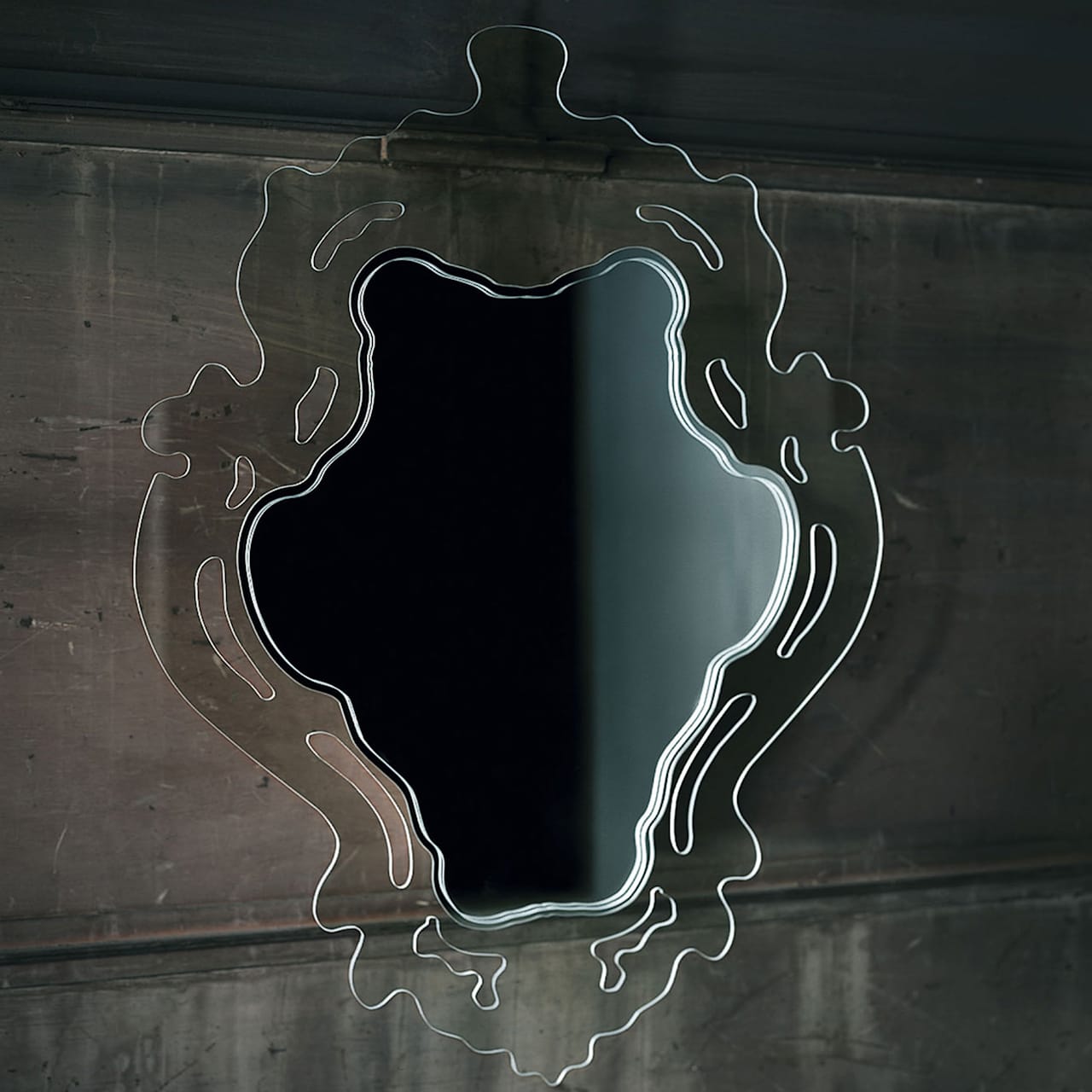 Buy Amore Mirror SC49 from &Tradition