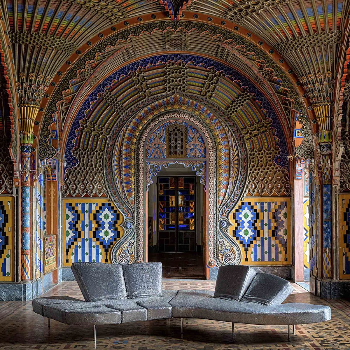 Flap Diamond Sofa